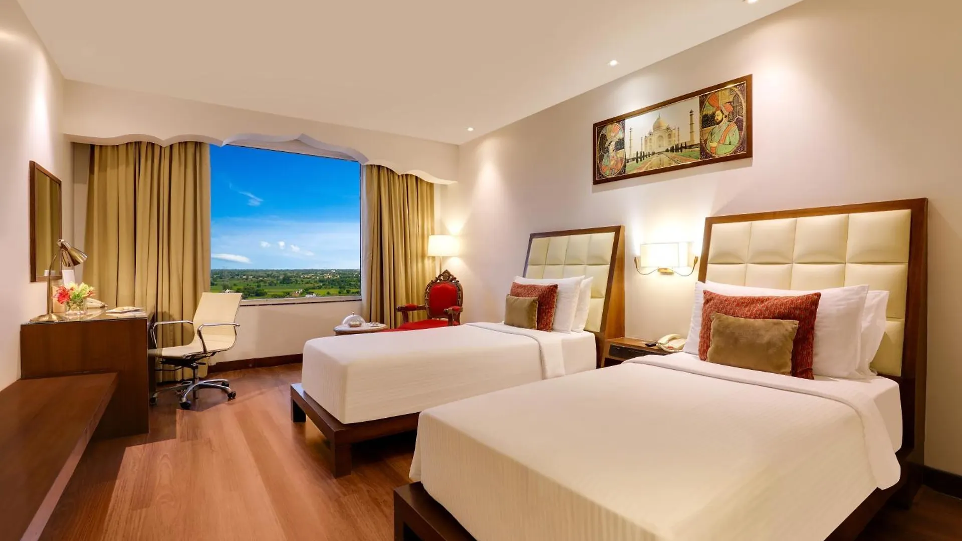 Saura Hotel, Agra - A Club Mahindra Associate 5*, Agra (Uttar Pradesh) India