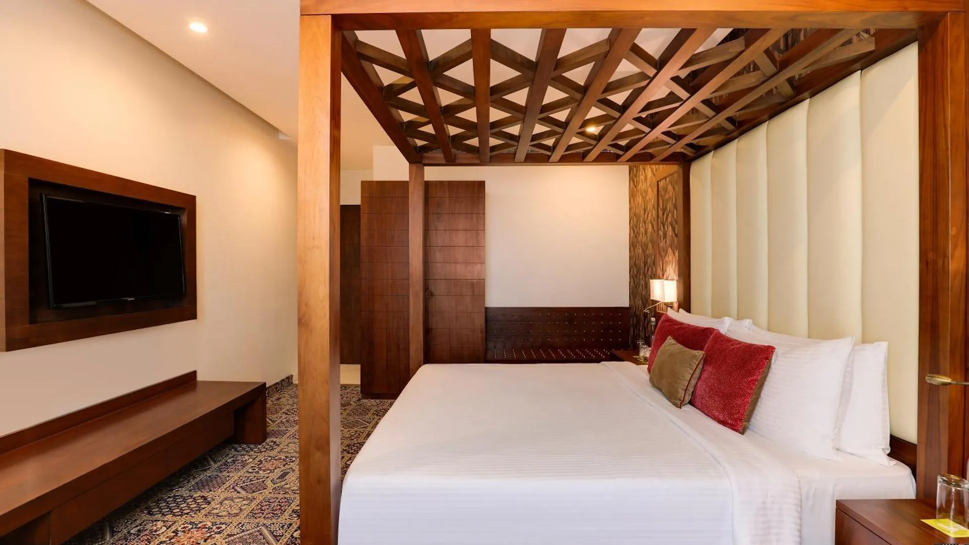 Saura Hotel, Agra - A Club Mahindra Associate