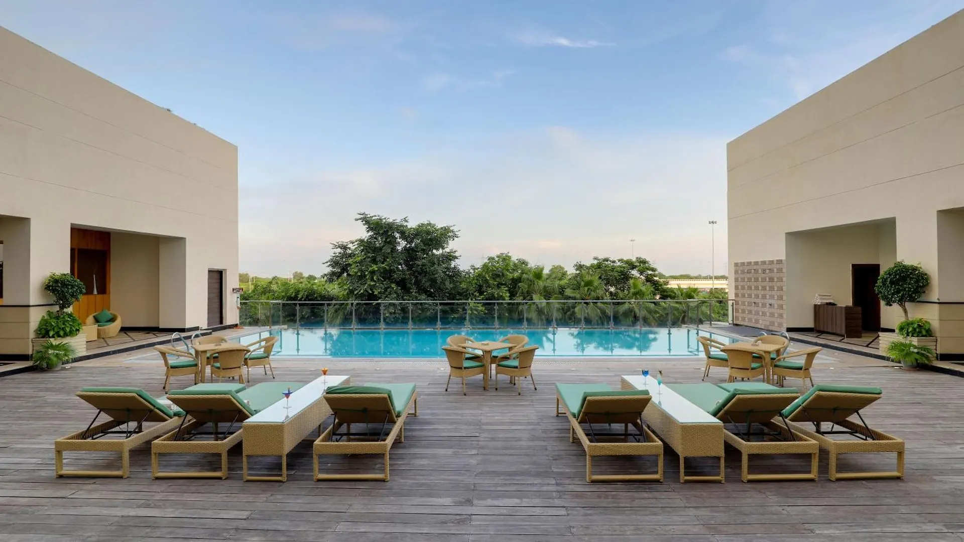Saura Hotel, Agra - A Club Mahindra Associate 5*, Agra (Uttar Pradesh) India