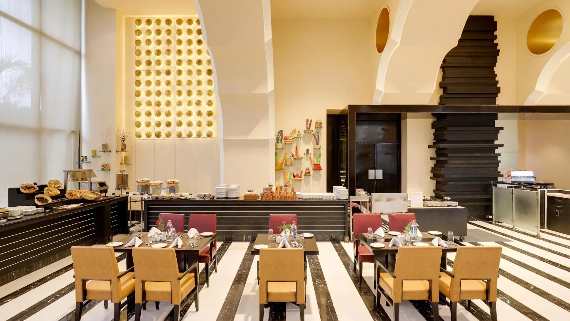 Saura Hotel, Agra - A Club Mahindra Associate 5*, Agra (Uttar Pradesh)