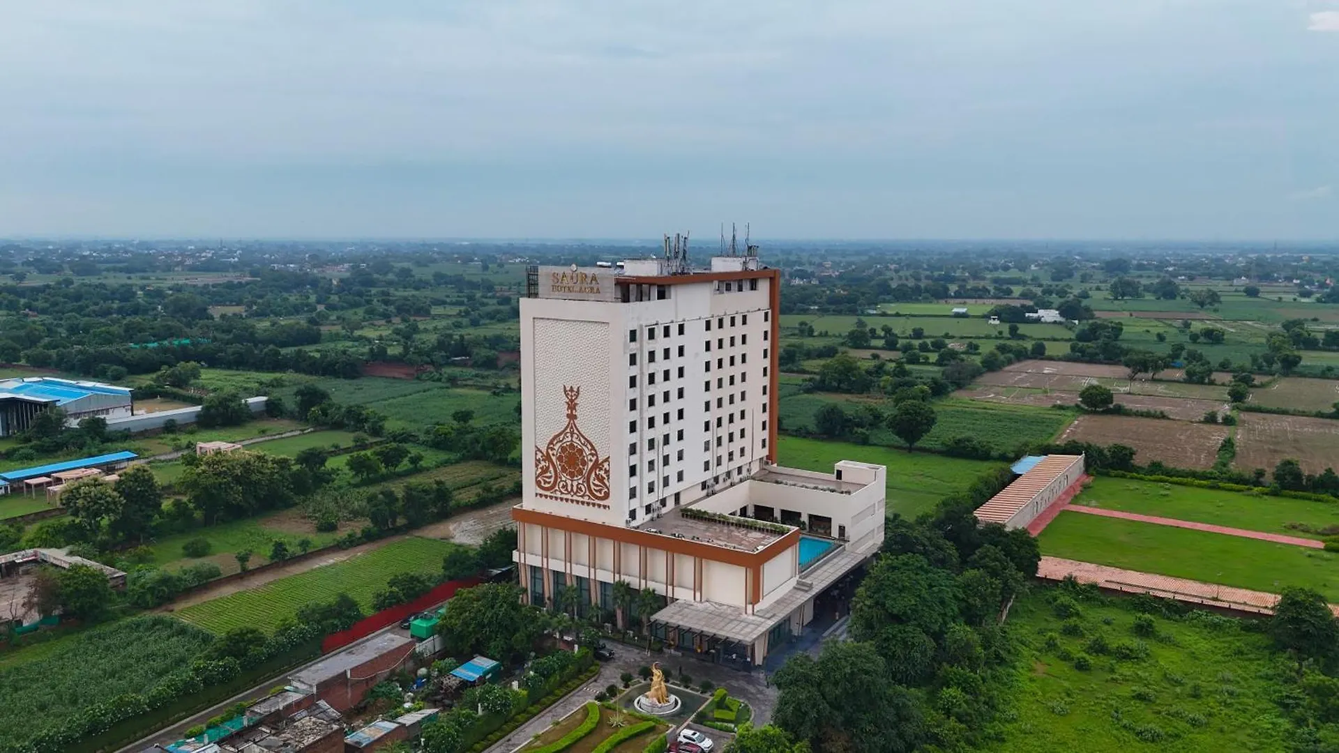 Saura Hotel, Agra - A Club Mahindra Associate 5*, Agra (Uttar Pradesh) India