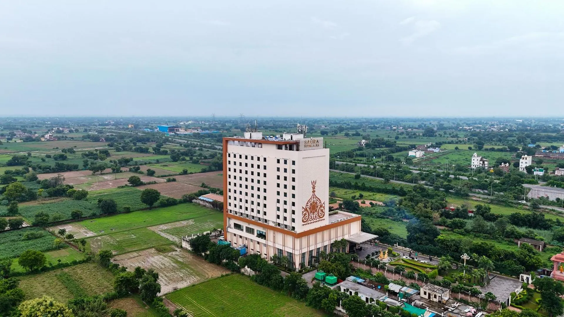 Saura Hotel, Agra - A Club Mahindra Associate Hotel Agra (Uttar Pradesh)