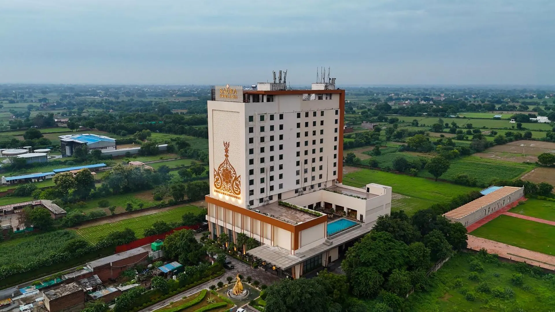 ***** Hotel Saura Hotel, Agra - A Club Mahindra Associate India