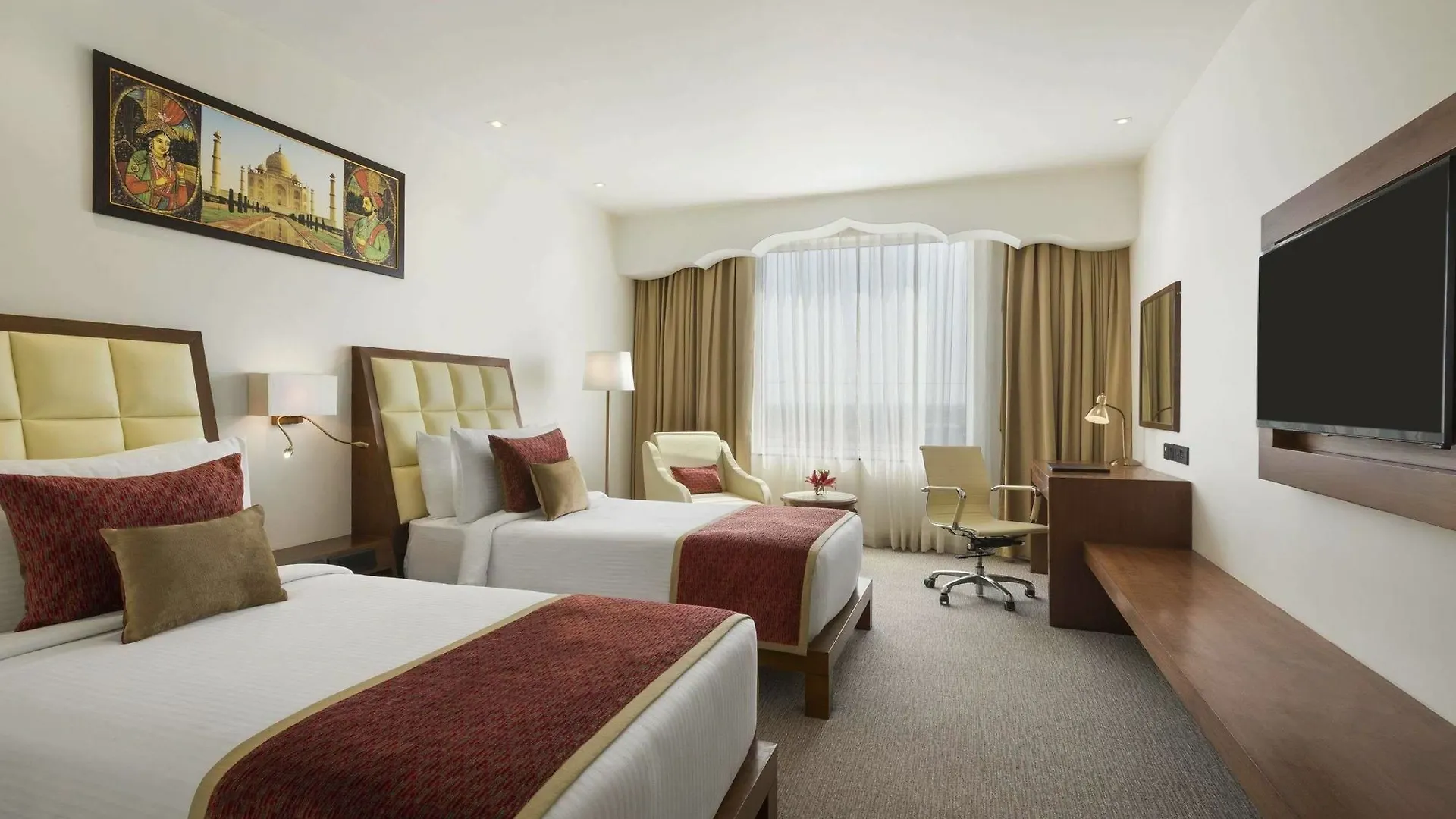 ***** Hotel Saura Hotel, Agra - A Club Mahindra Associate India