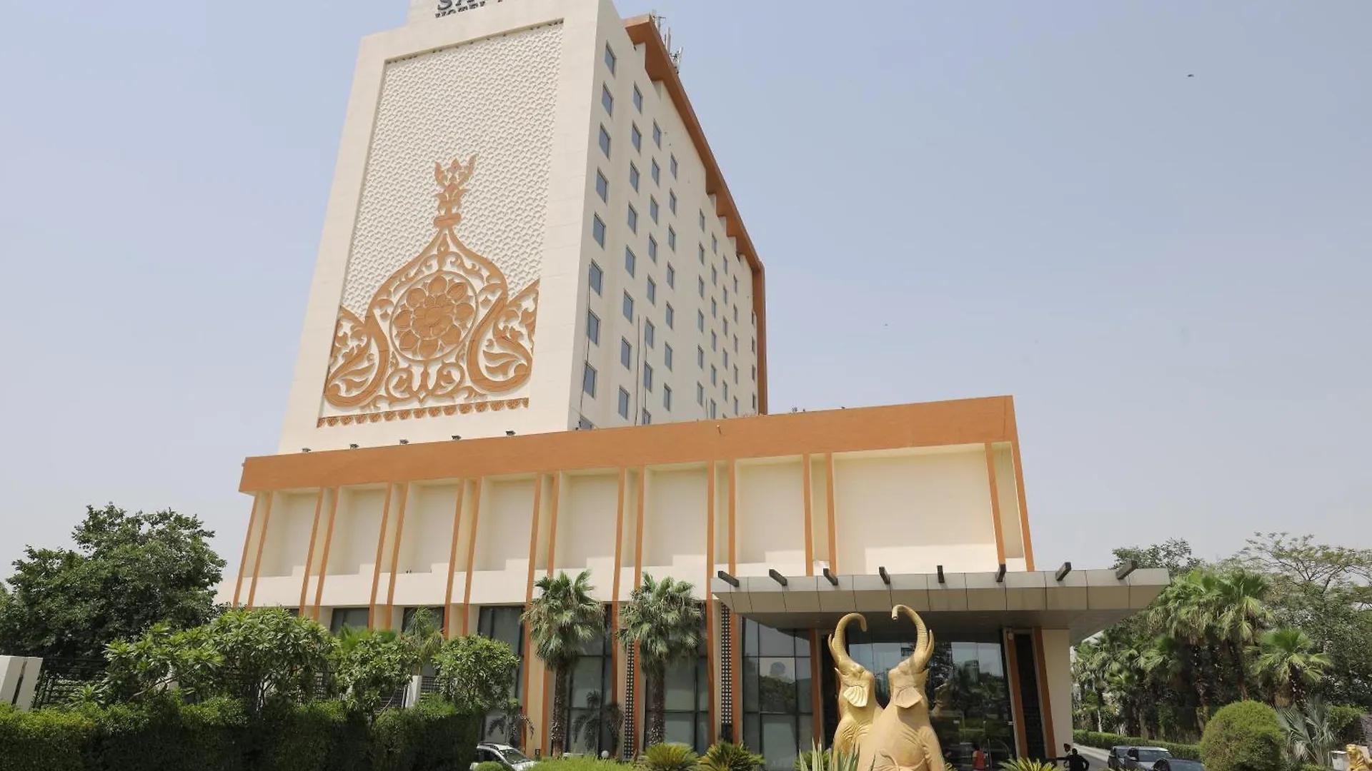 Hotel Saura Hotel, Agra - A Club Mahindra Associate