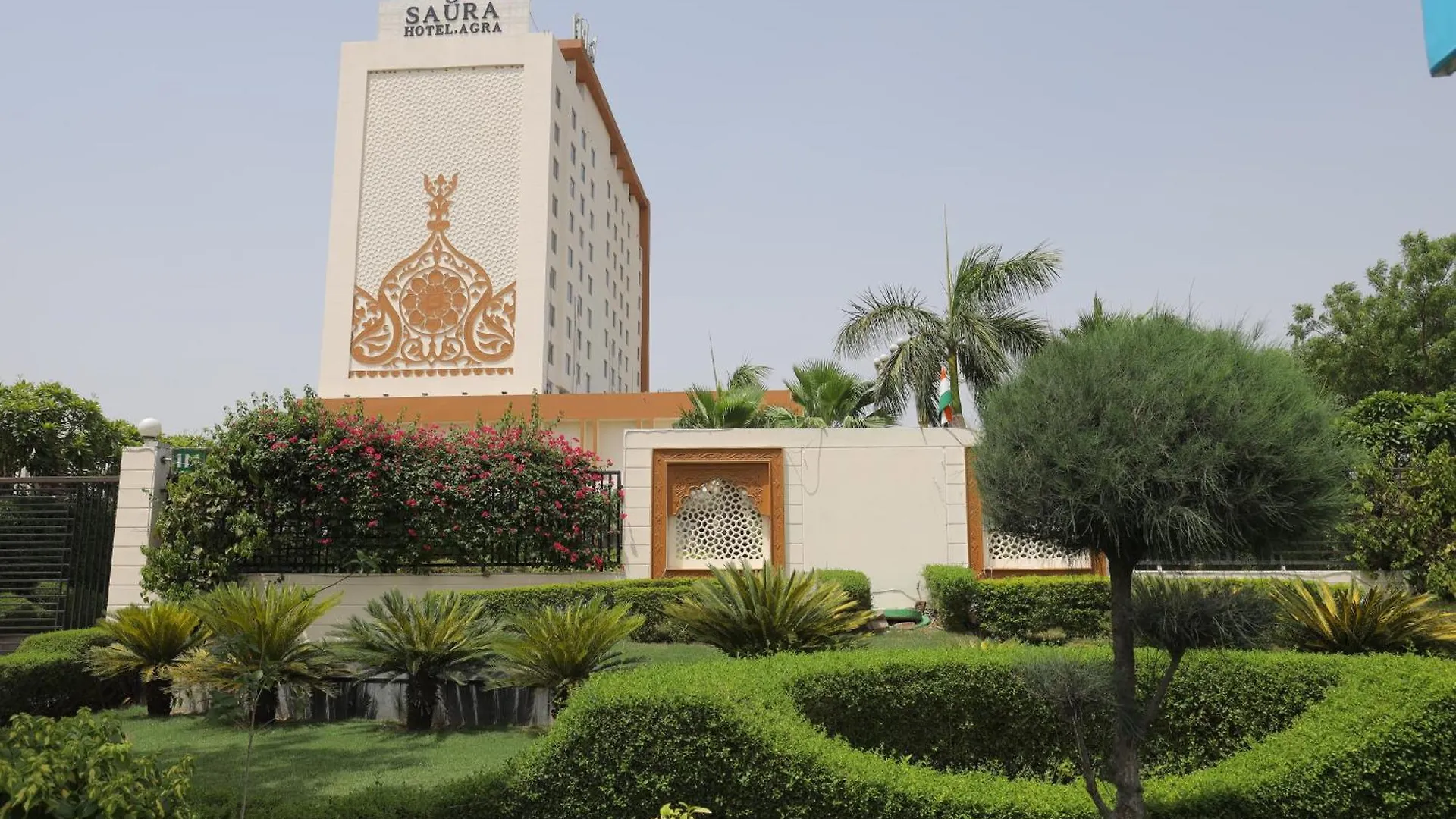 Saura Hotel, Agra - A Club Mahindra Associate