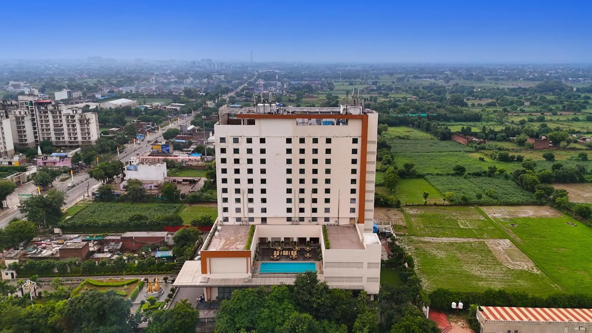 Saura Hotel, Agra - A Club Mahindra Associate Hotel