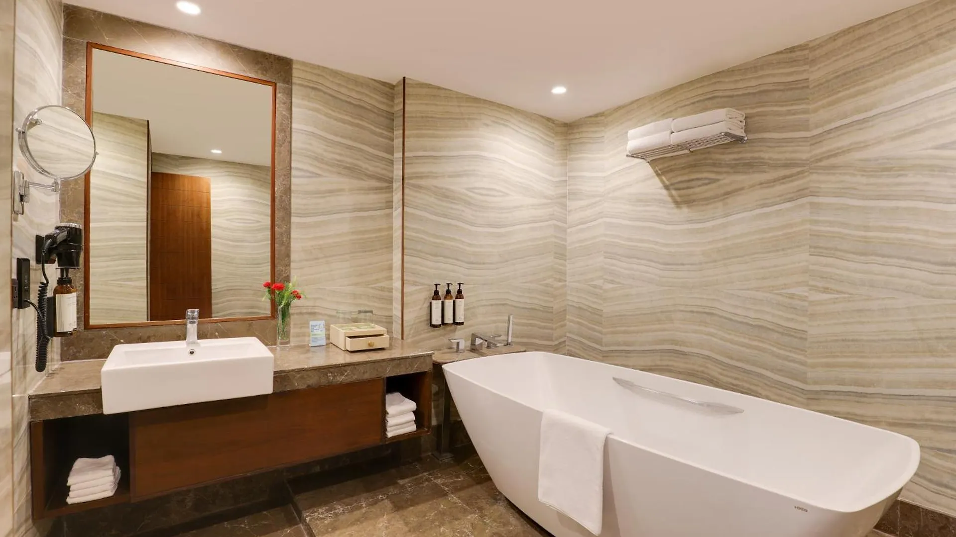 Saura Hotel, Agra - A Club Mahindra Associate India